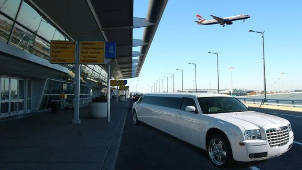 Airport Limo Vaughan​