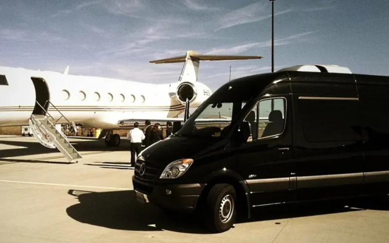 airport shuttle to downtown toronto​